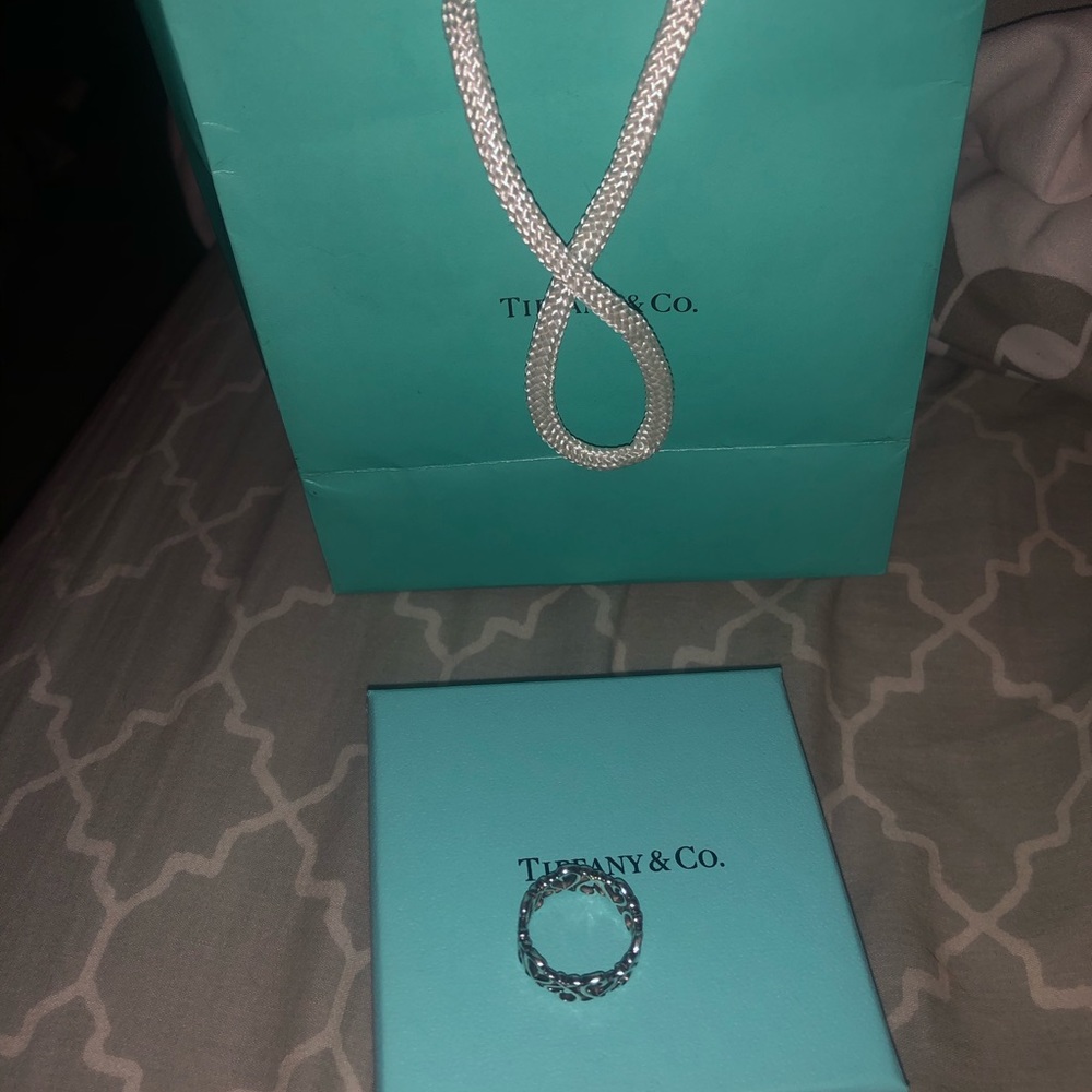 Tiffany heart ring size 5